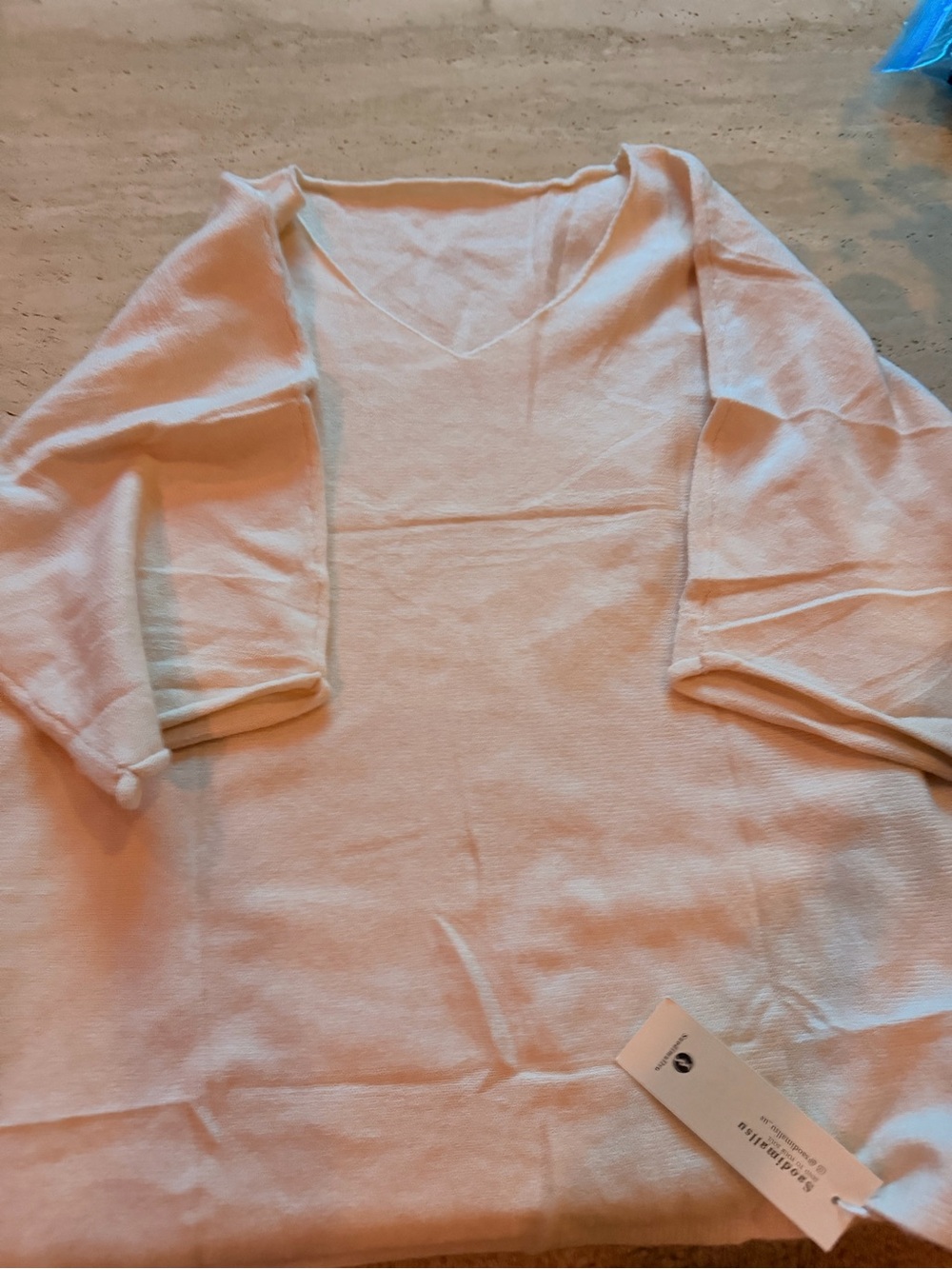Women's V-Neck Lightweight Cream Sweater